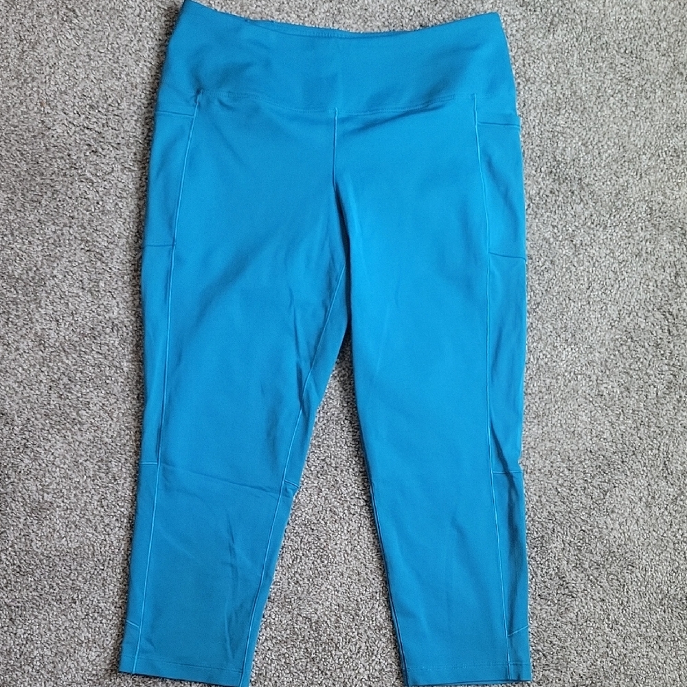 Mountain Hardwear Blue Active Capris